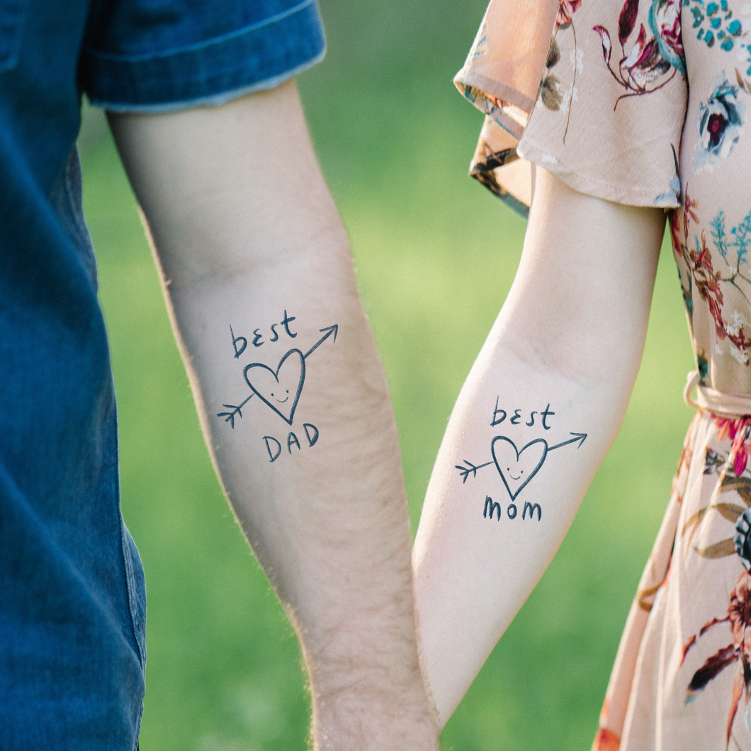 Pakketje van 2 tattoo's 'Best mom' en 'Best dad'