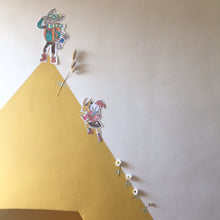 Afbeelding in Gallery-weergave laden, Printable kleurprent Hikende hazen
